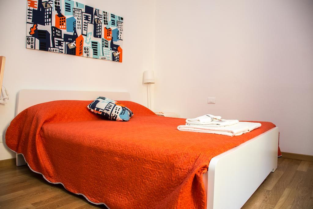 לה ספציה Via Colombo Holiday Rooms מראה חיצוני תמונה